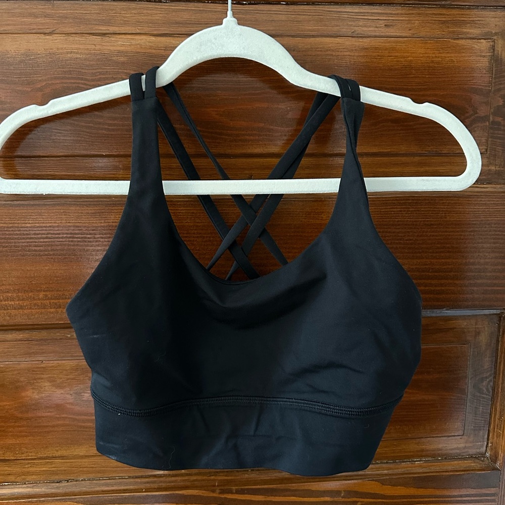 Lululemon Athletica Black Sports Bra with Racerback and Seamless Design